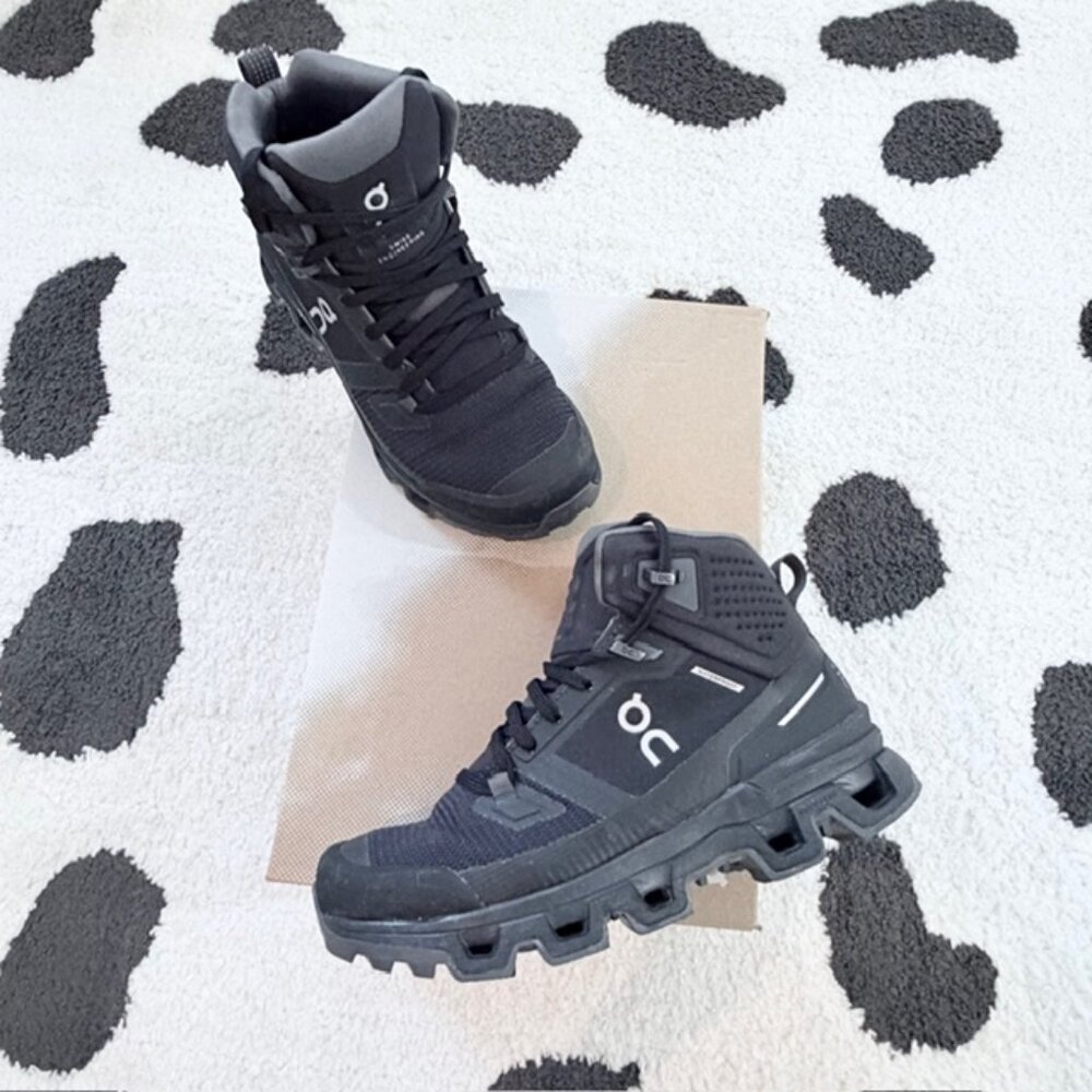 On Cloudrock 2 $220 Womens US Size 5 Black Waterproof All Terrain Hiking Boots - Picture 2 of 15